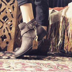 born trinculo booties